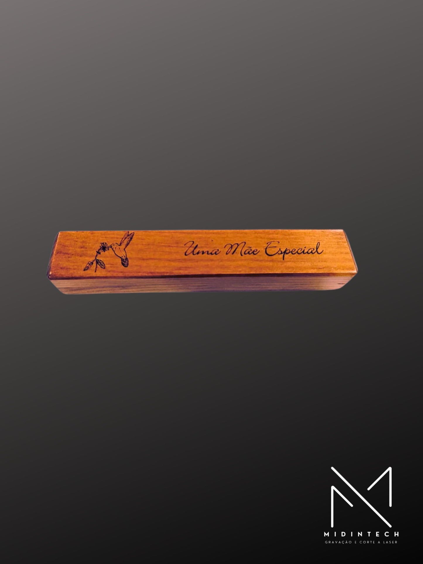 Caixa com caneta escura#CCE01